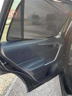 تۆیۆتا ڕاڤ 4